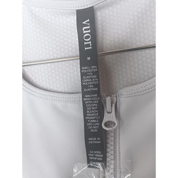 Vuori Zipper Front Gray Crop Top Built in Bra SZ M - Picture 2 of 9